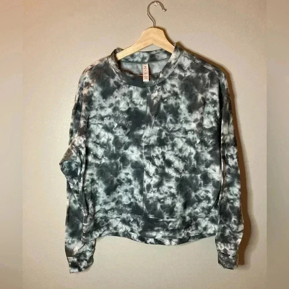 yogasmoga Tops - Yogasmoga‎ pullover